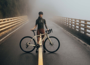 Bicicleta de ruta en aluminio MÍTICA DISC PURACÉ 9 velocidades