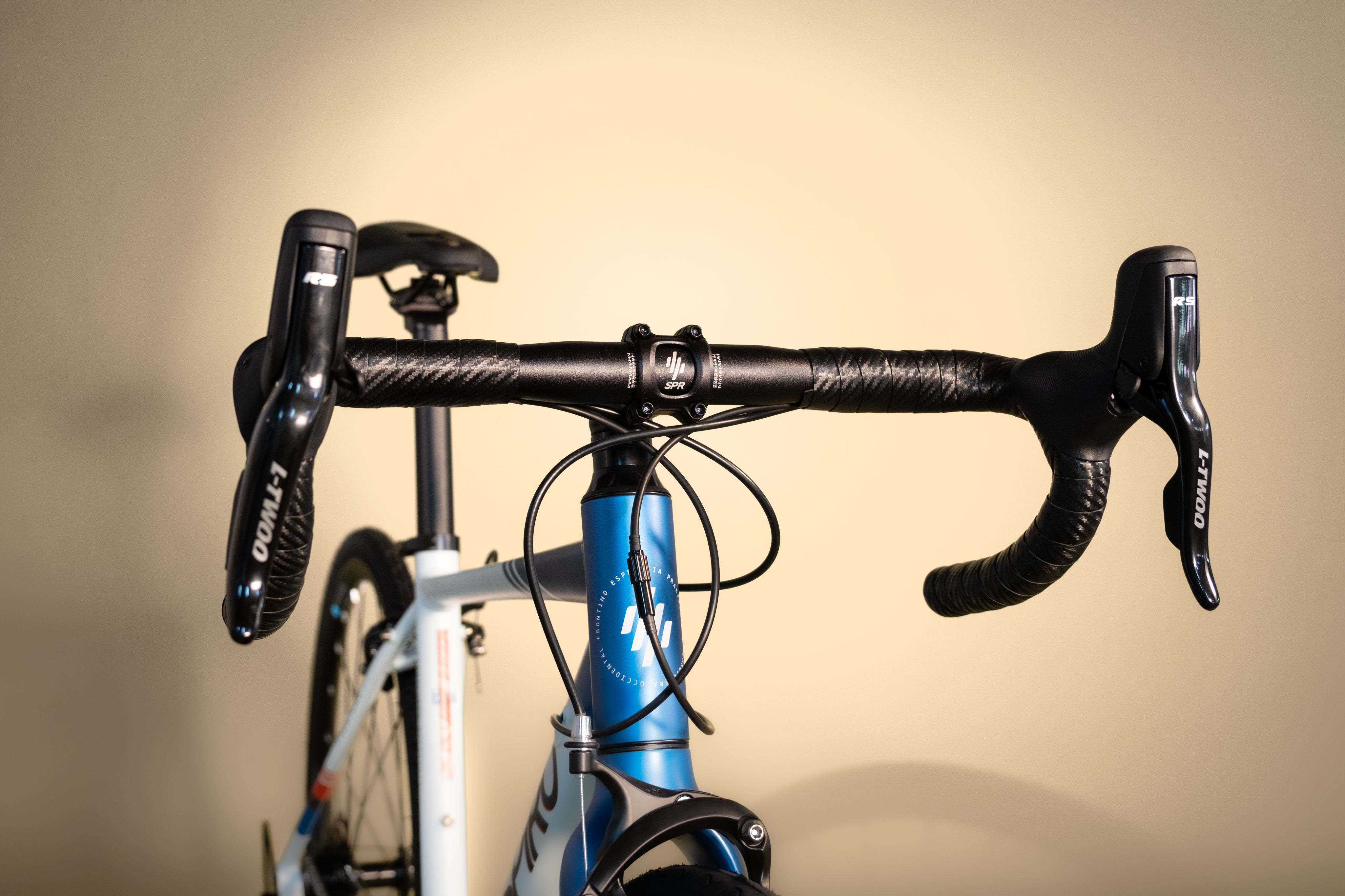 Bicicleta de ruta en aluminio MÍTICA FRONTINO freno de herradura 9 velocidades