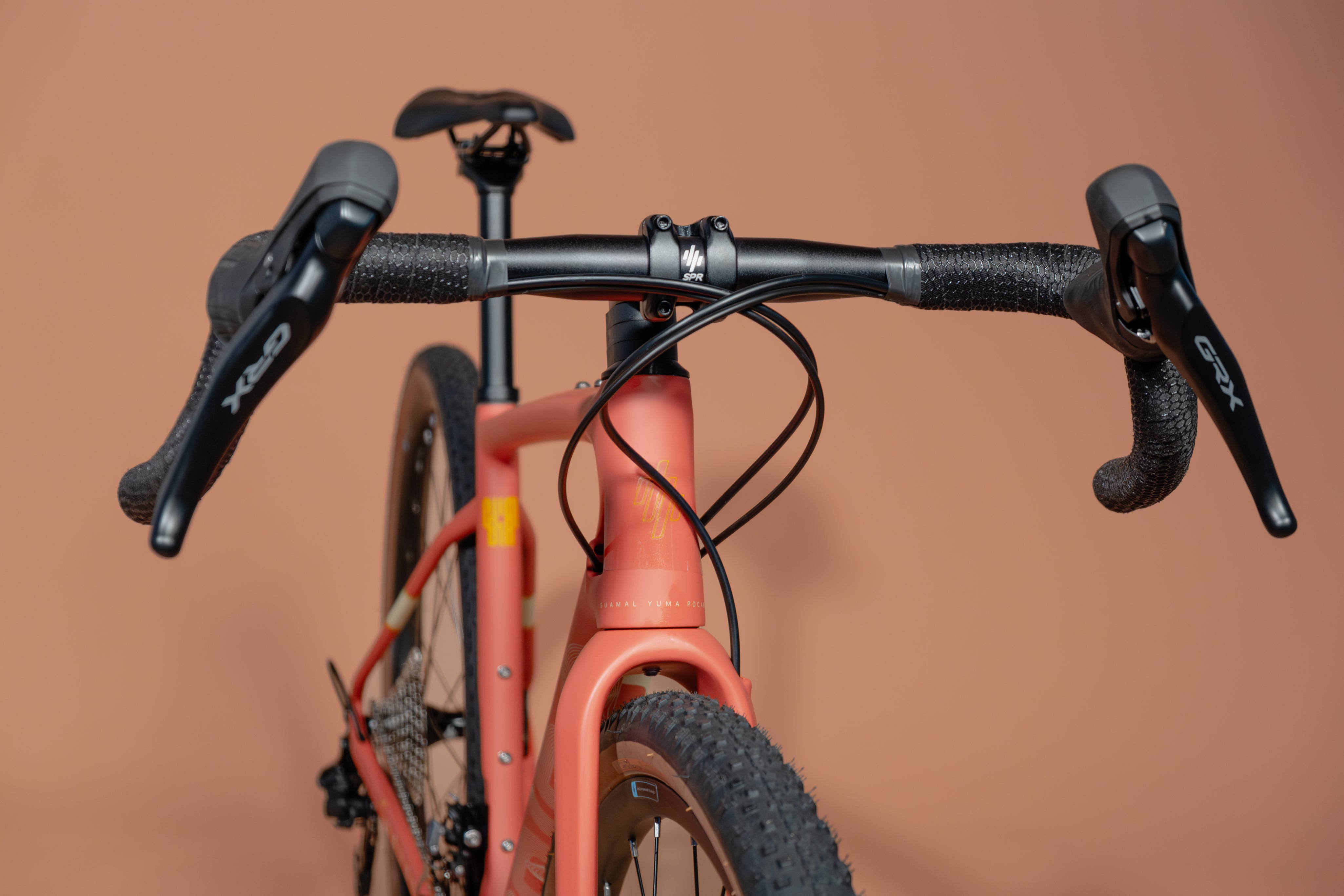 Bicicleta de gravel en carbono ORIGEN CUMBIA ZAPOTE Grupo GRX 2x12 velocidades