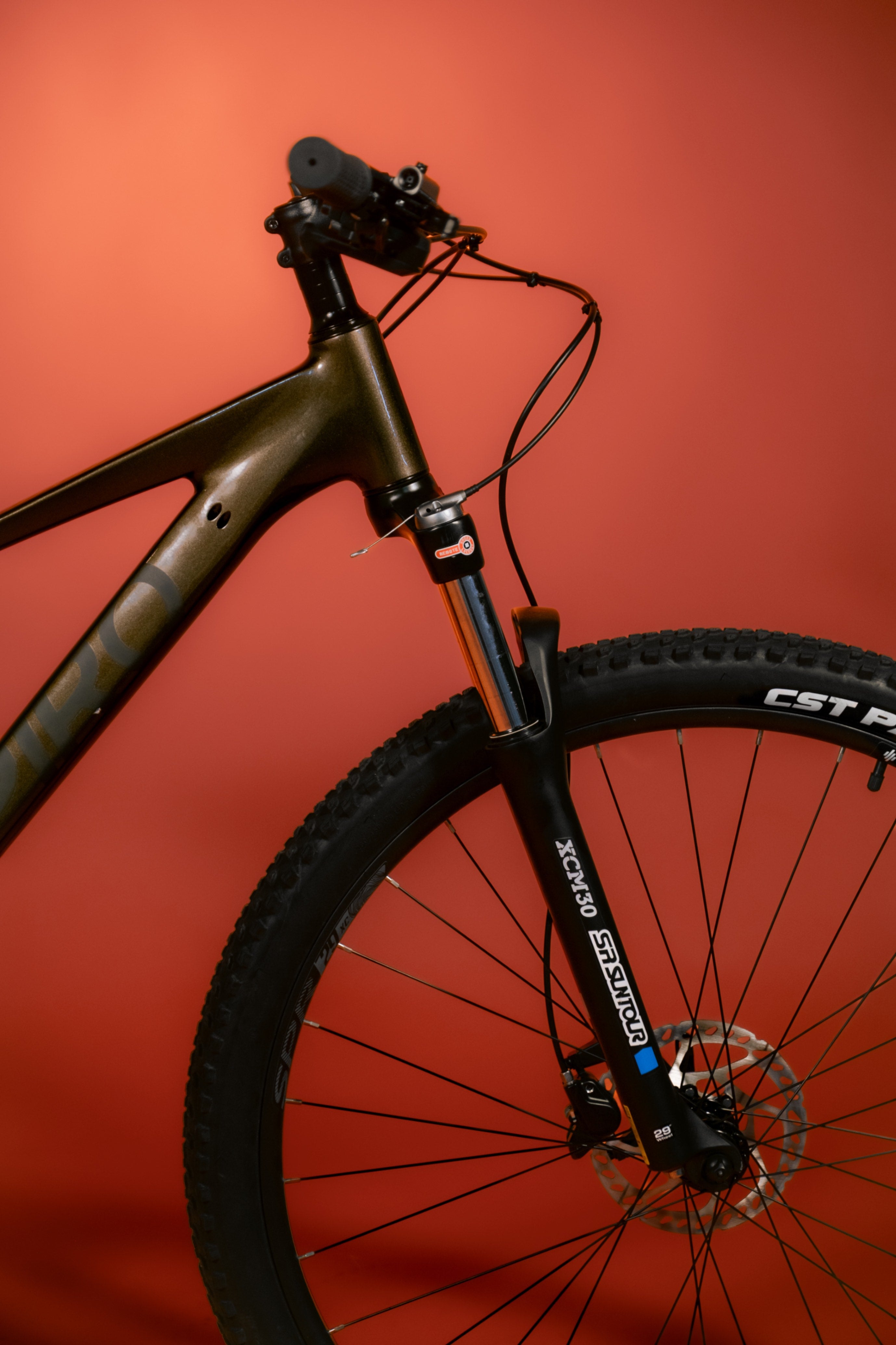 Bicicleta de MTB en aluminio GAIA PERIJÁ Grupo Shimano Cues 11 velocidades