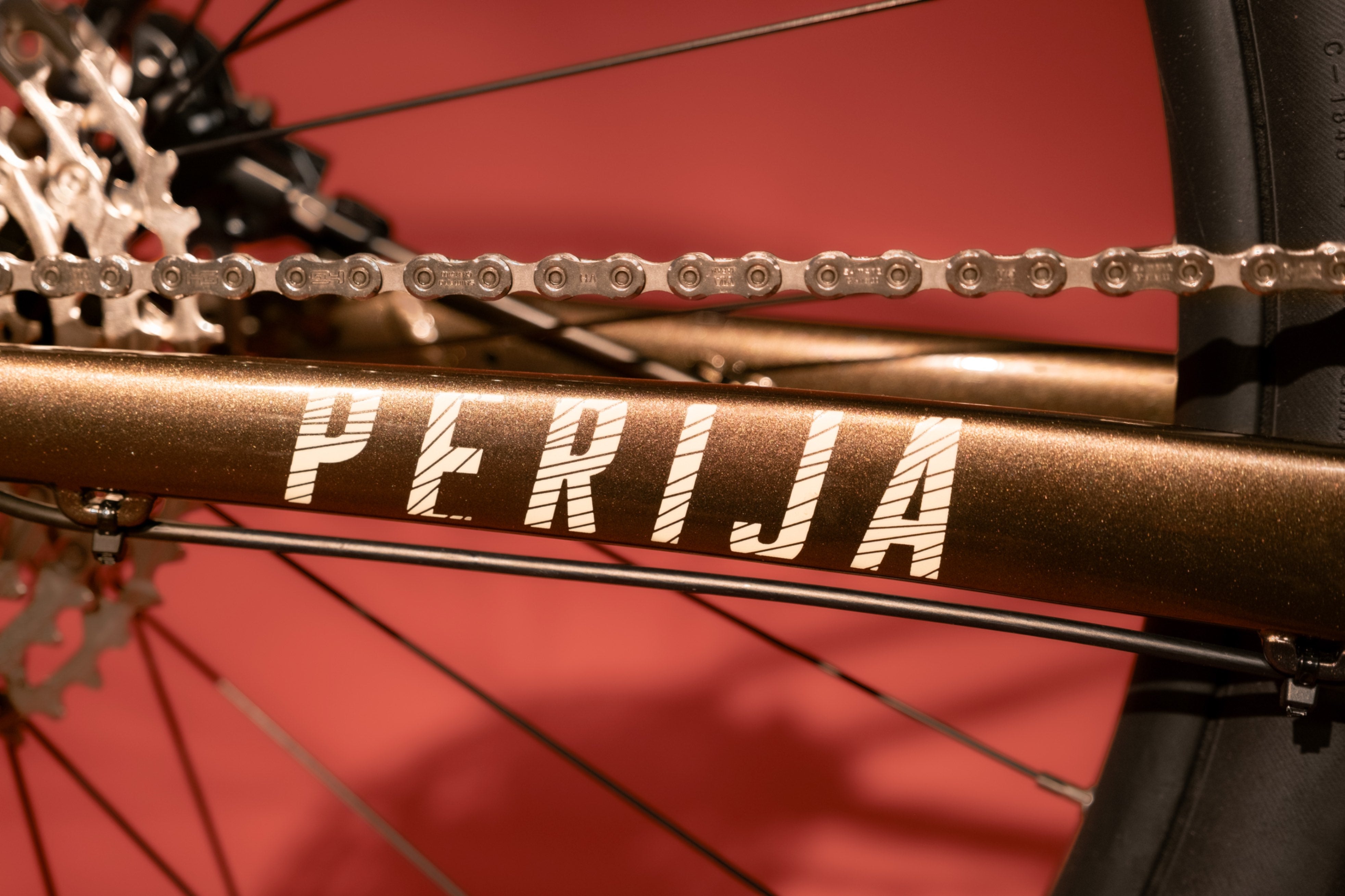 Bicicleta de MTB en aluminio GAIA PERIJÁ Grupo Shimano Deore NS 12 velocidades