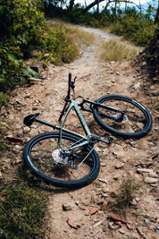 Bicicleta de MTB en aluminio GAIA BAUDÓ Grupo Shimano Deore NS 12 velocidades