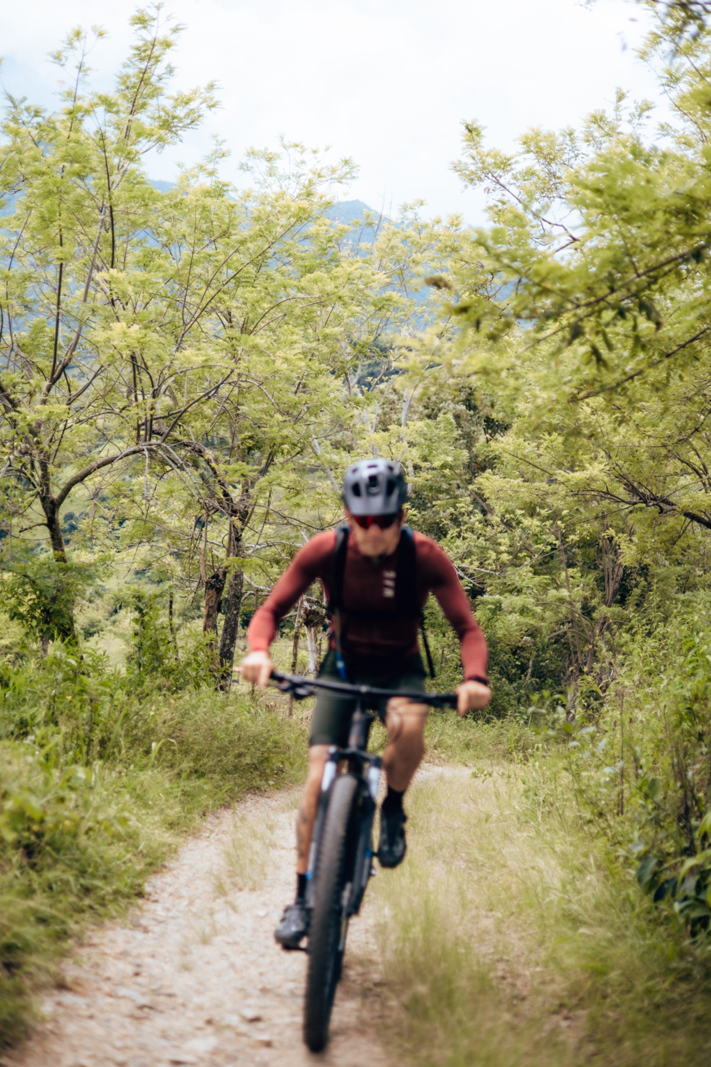 Bicicleta de MTB en aluminio GAIA PERIJÁ Grupo Shimano Deore NS 12 velocidades