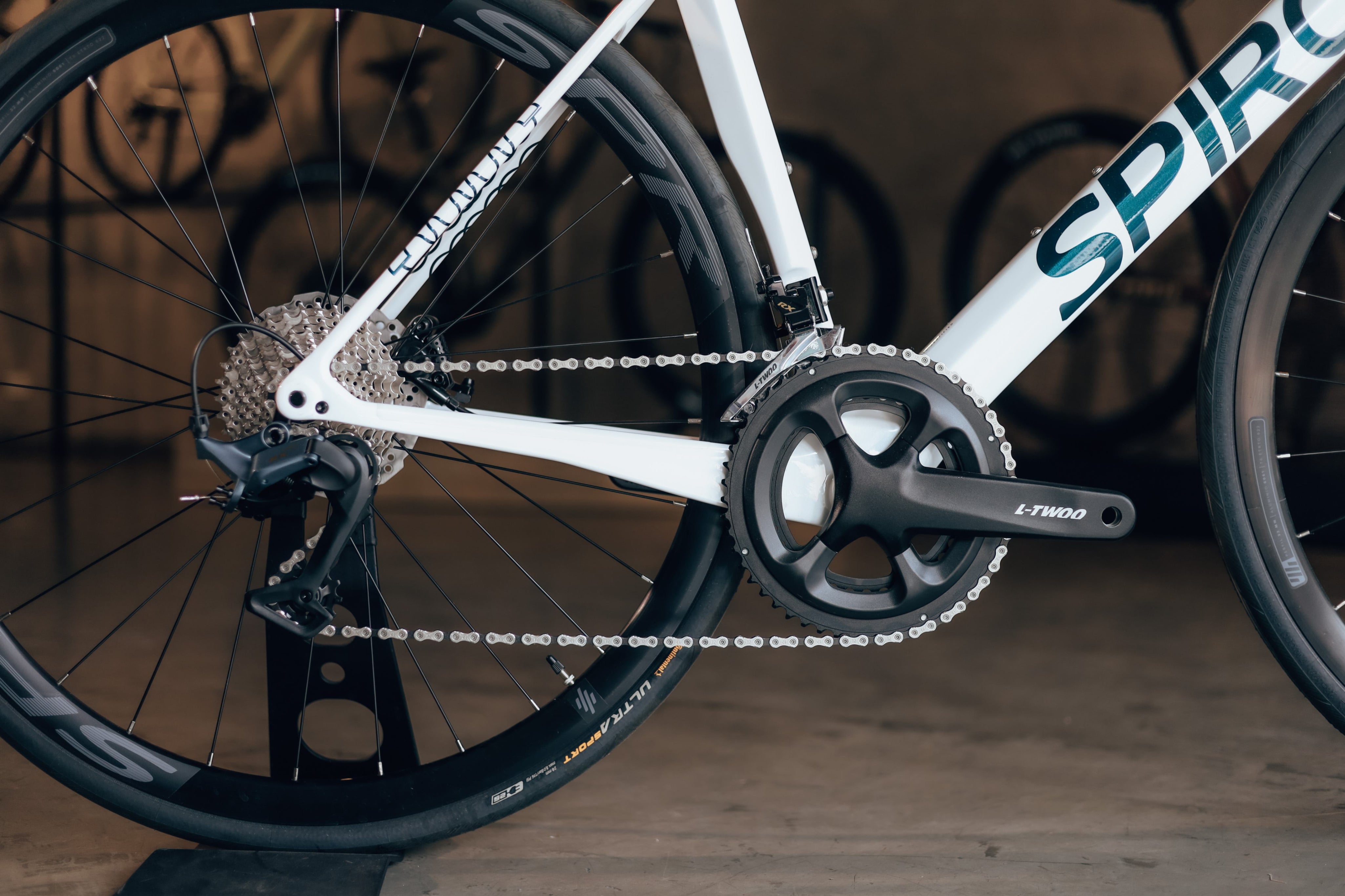 Bicicleta de ruta LEGEND DISC WUIN en carbono talla XL