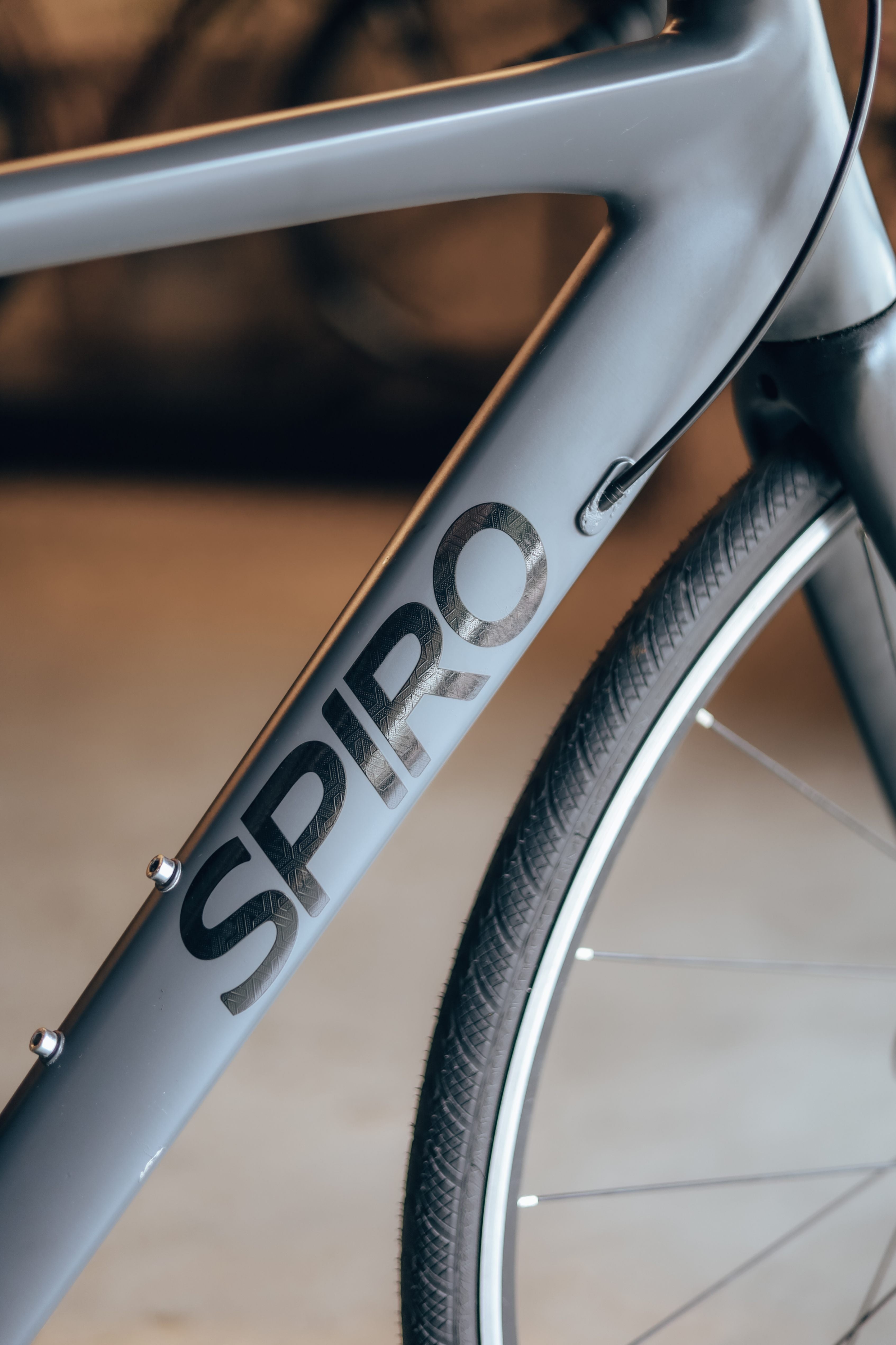 Bicicleta de ruta SPIRO FREEDOM en aluminio con tenedor en carbono talla XS - USADA