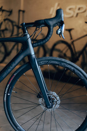 Bicicleta de ruta LEGEND en carbono talla M