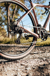 Bicicleta de gravel en aluminio ORIGEN JOROPO Grupo Shimano GRX 2x12 velocidades