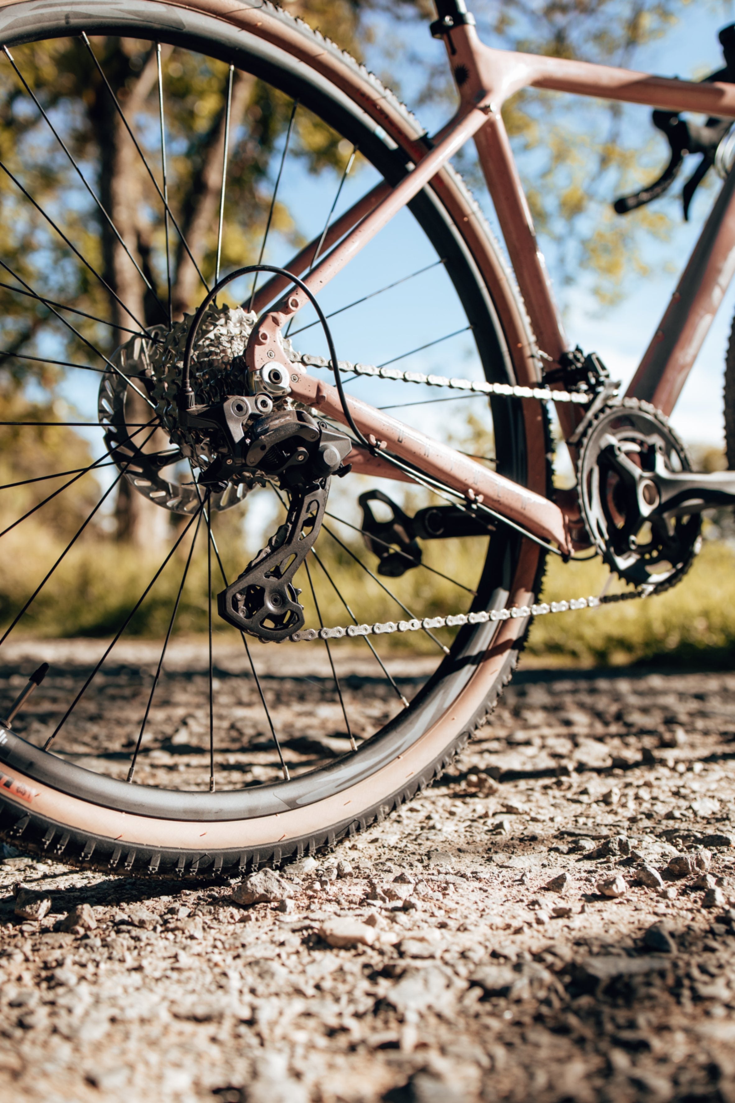Bicicleta de gravel en aluminio ORIGEN JOROPO Grupo Shimano GRX 2x12 velocidades