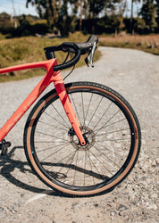 Bicicleta de gravel en carbono ORIGEN CUMBIA ZAPOTE Grupo GRX 2x12 velocidades
