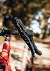 Bicicleta de gravel en carbono ORIGEN CUMBIA ZAPOTE Grupo GRX 2x12 velocidades