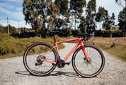 Bicicleta de gravel en carbono ORIGEN CUMBIA ZAPOTE Grupo GRX 2x12 velocidades